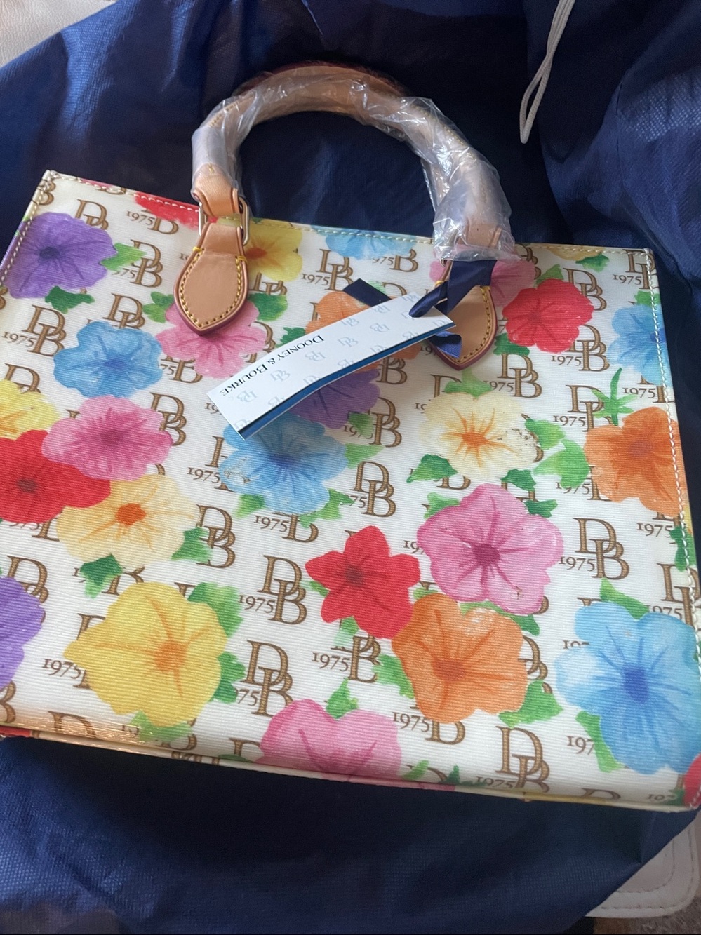 Dooney & Bourke purse